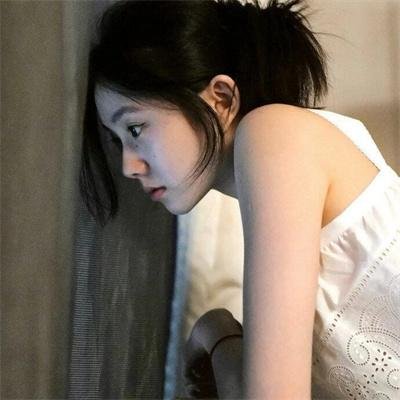 海坐下来时没有风