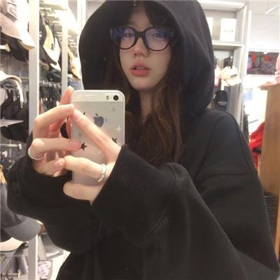 冬天的女子